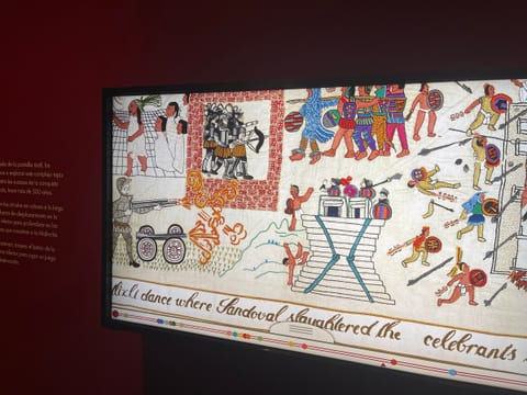 full screen view with timeline below